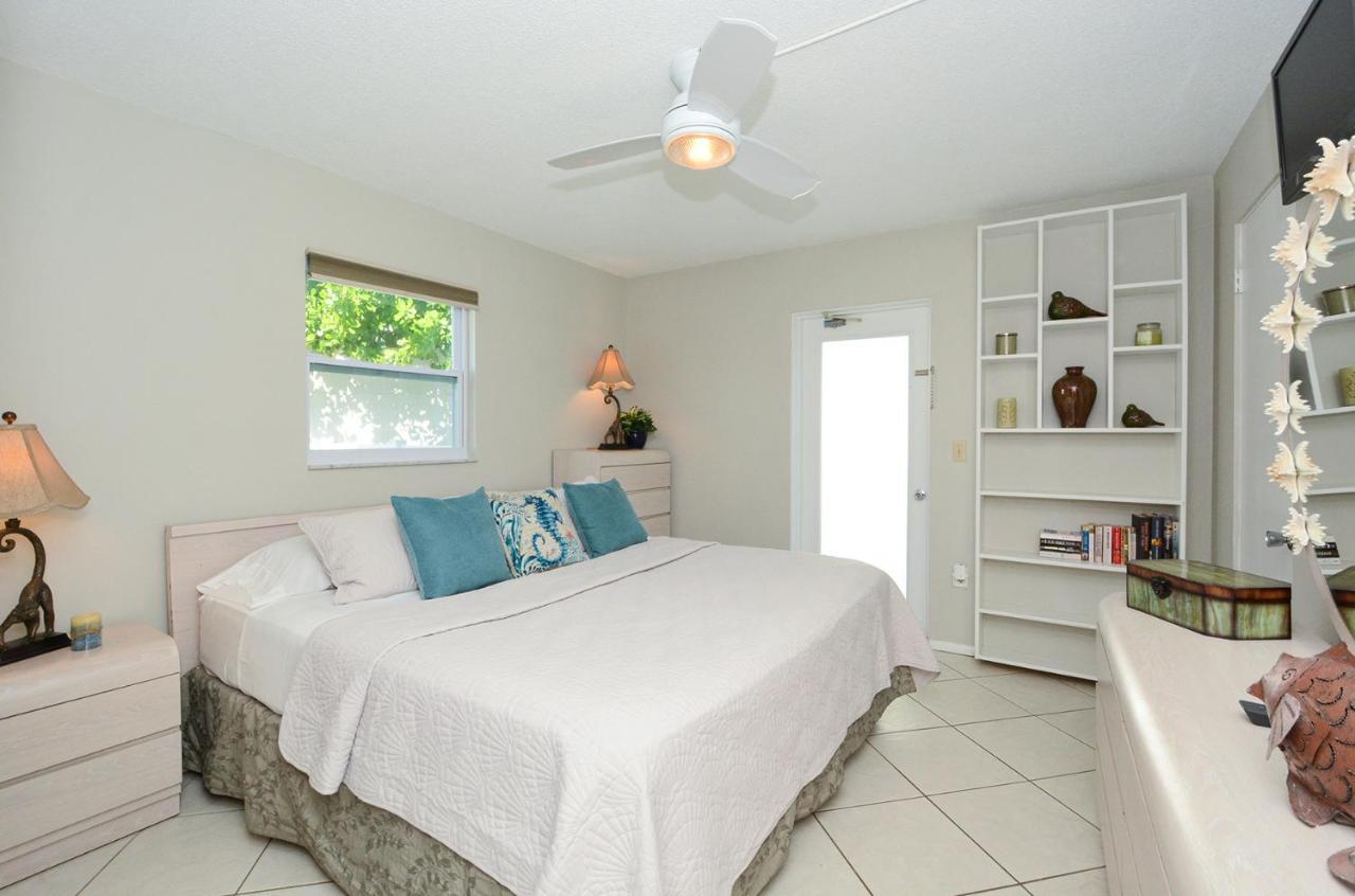 Canal 313 - Right In Siesta Key Village! Dış mekan fotoğraf